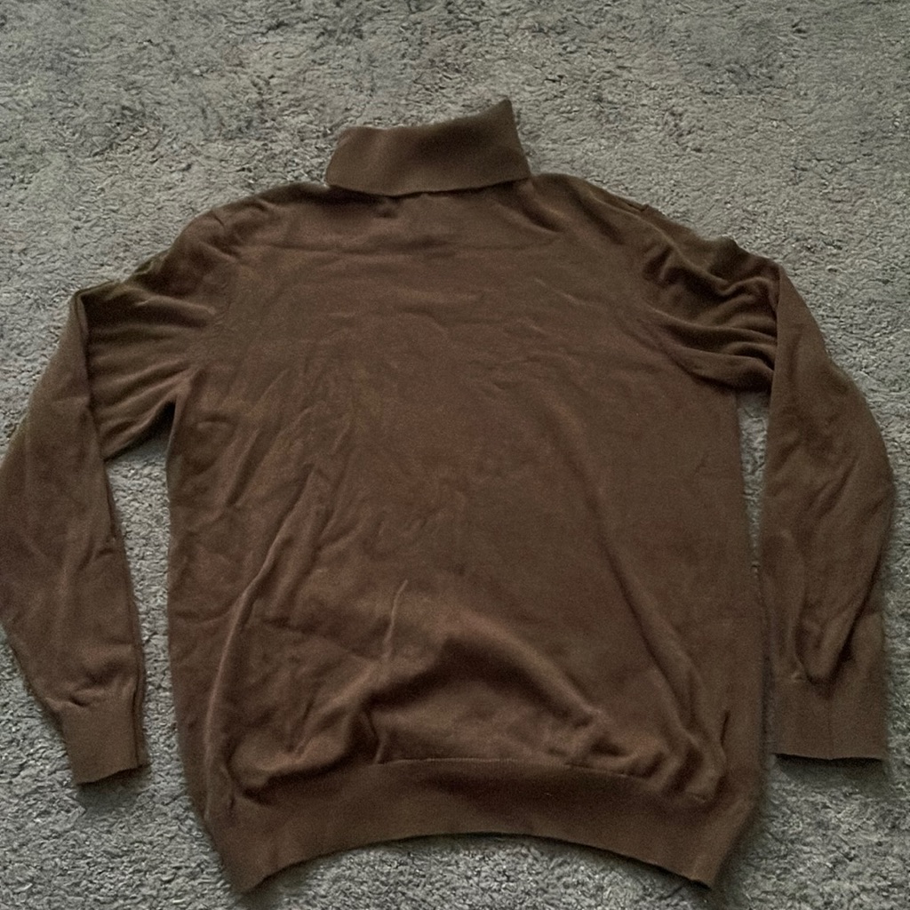 Faded Brown Vintage Style Turtle Neck